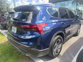 Hyundai SANTA FE 2022 SE 4dr Crossover (versión de mitad de año)