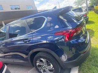 Hyundai SANTA FE 2022 SE 4dr Crossover (versión de mitad de año)