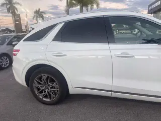 Genesis GV70 2024 tracción en todas las ruedas 2.5T Estándar 4p SUV