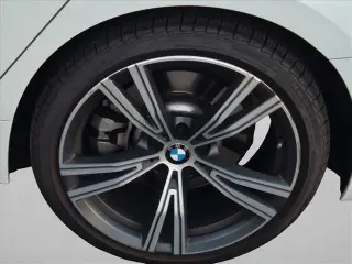 Serie 3 BMW 2019 330i 4p Sedán
