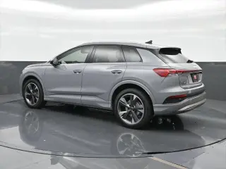 Audi Q4 e-tron 2022 AWD quattro Premium 50 4dr SUV