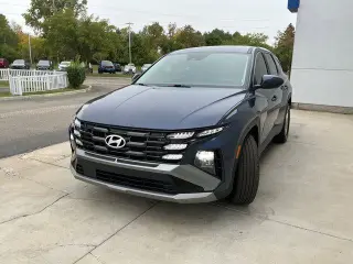 Hyundai TUCSON 2025 SE 4p SUV