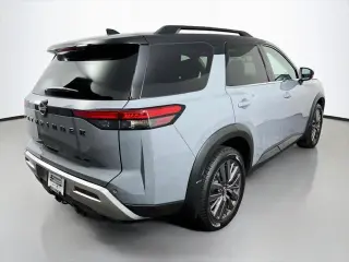 Nissan Pathfinder 2024 AWD SL 4dr SUV