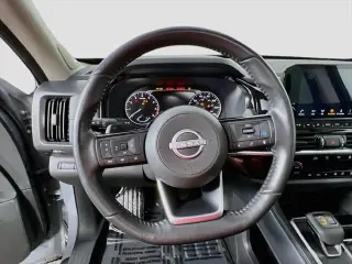 Nissan Pathfinder 2024 AWD SL 4dr SUV