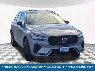 Volvo XC60 2025 tracción total B5 Core Tema Oscuro 4p SUV