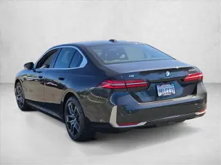 BMW i5 2024 eDrive40 4dr Sedan