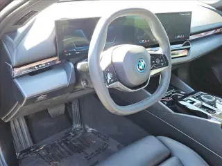 BMW i5 2024 eDrive40 4dr Sedan