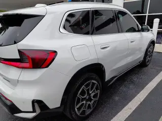 BMW X1 2023 AWD xDrive28i 4p Vehículo de Actividad Deportiva