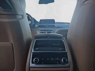 Serie 7 BMW 2021 AWD 750i xDrive 4dr Sedán