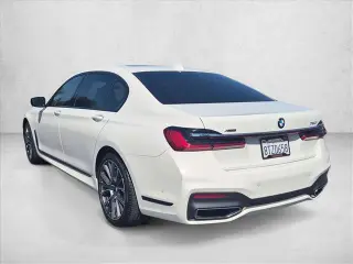 Serie 7 BMW 2021 AWD 750i xDrive 4dr Sedán