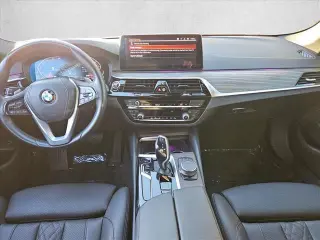 Serie 5 BMW 2023 530i 4p Sedán