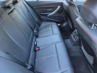 Serie 3 BMW 2014 328d 4dr Sedán