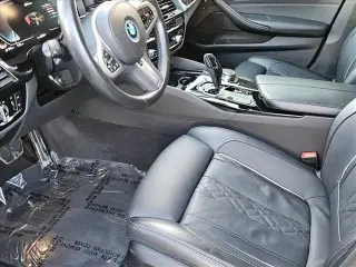 Serie 5 BMW 2023 530e 4dr Sedán
