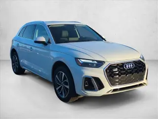 Audi Q5 2023 AWD quattro línea S Premium 45 TFSI 4p SUV
