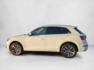 Audi Q5 2023 AWD quattro línea S Premium 45 TFSI 4p SUV