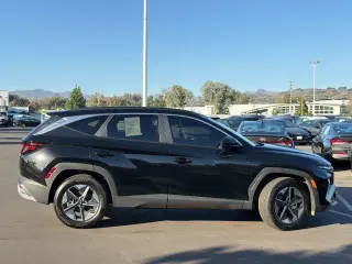 Hyundai TUCSON 2026 SEL SUV 4 puertas