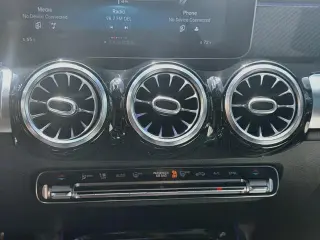 Mercedes-Benz GLB 2021 GLB 250 4dr SUV