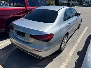 Mercedes-Benz Clase E 2022 E 350 4 Sedán