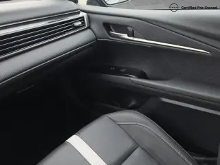 Toyota Camry 2026 SE 4dr Sedán