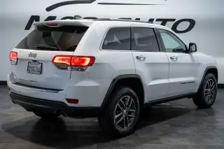 2017 Jeep Grand Cherokee