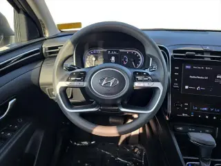 Hyundai TUCSON 2024 SEL 4dr SUV (versión de mitad de año)