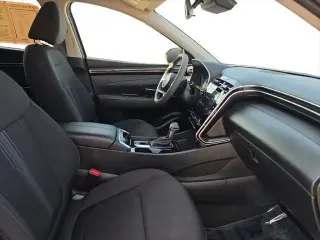 Hyundai TUCSON 2024 SEL 4dr SUV (versión de mitad de año)