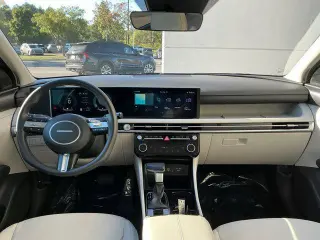 Hyundai TUCSON 2025 SEL 4dr SUV
