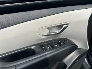 Hyundai TUCSON 2024 SEL 4dr SUV (versión de mitad de año)