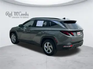Hyundai TUCSON 2024 SEL 4dr SUV (versión de mitad de año)