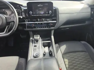 Nissan Pathfinder 2024 AWD SV 4dr SUV