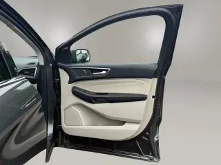 Ford Edge 2017 AWD Titanium 4p Crossover