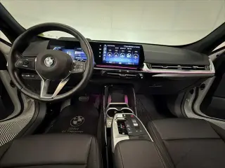 BMW X1 2023 tracción total xDrive28i vehículo de actividad deportiva de 4 puertas