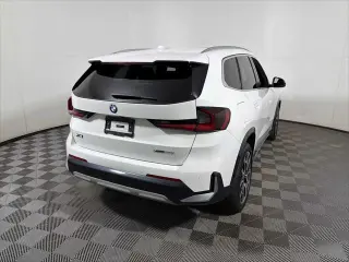 BMW X1 2023 tracción total xDrive28i vehículo de actividad deportiva de 4 puertas