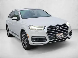 Audi Q7 2019 AWD quattro SE Premium Plus 55 TFSI 4dr SUV