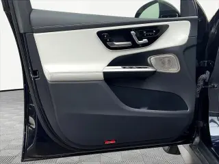 Mercedes-Benz GLC 2023 AWD GLC 300 4MATIC 4p SUV