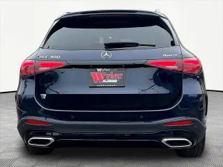 Mercedes-Benz GLC 2023 AWD GLC 300 4MATIC 4p SUV