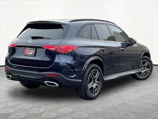 Mercedes-Benz GLC 2023 AWD GLC 300 4MATIC 4p SUV