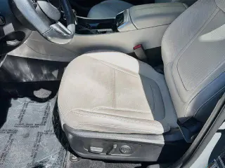Hyundai TUCSON 2025 SEL Conveniencia 4p SUV