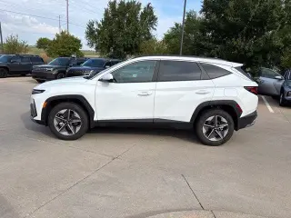 Hyundai TUCSON 2026 AWD SEL 4dr SUV