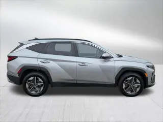 Hyundai TUCSON 2026 AWD SEL 4dr SUV