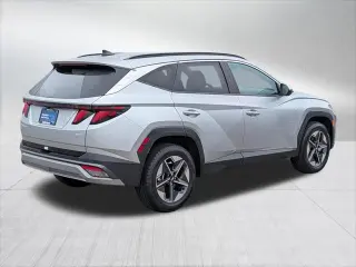 Hyundai TUCSON 2026 AWD SEL 4dr SUV