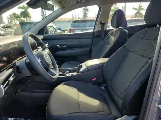 Hyundai TUCSON 2026 SE 4dr SUV