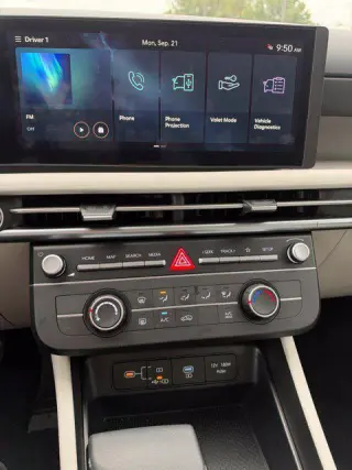 Hyundai TUCSON 2026 AWD SE 4dr SUV