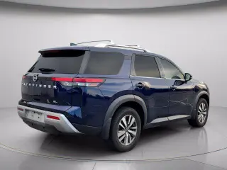 Nissan Pathfinder 2022 SL 4p SUV