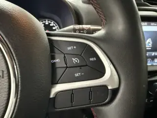 Jeep Renegade 2023 4x4 Trailhawk 4dr SUV