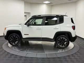 Jeep Renegade 2023 4x4 Trailhawk 4dr SUV