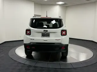 Jeep Renegade 2023 4x4 Trailhawk 4dr SUV