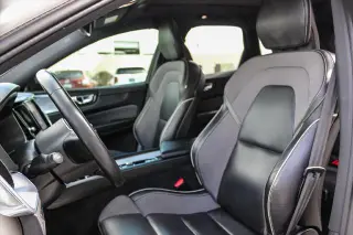 Volvo XC60 Recharge 2022 eAWD T8 R-Design 4p SUV