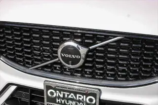 Volvo XC60 Recharge 2022 eAWD T8 R-Design 4p SUV