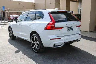 Volvo XC60 Recharge 2022 eAWD T8 R-Design 4p SUV